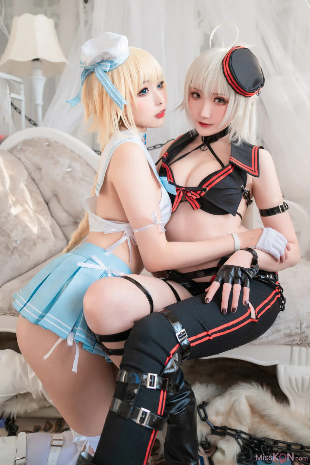 Coser@Momoko葵葵 & 瓜希酱: FATE 黑白贞德 (60 photos)