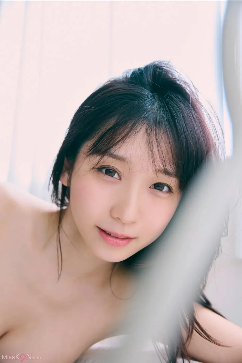 [JP] Moe Iori (伊織萌): FRIDAYデジタル写真集 2024.07.25 らぶがあふれる (101 photos)