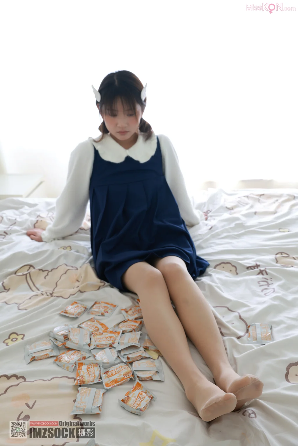 [MZSOCK爱美足] No.320: 小点心 (115 photos) – Page 3