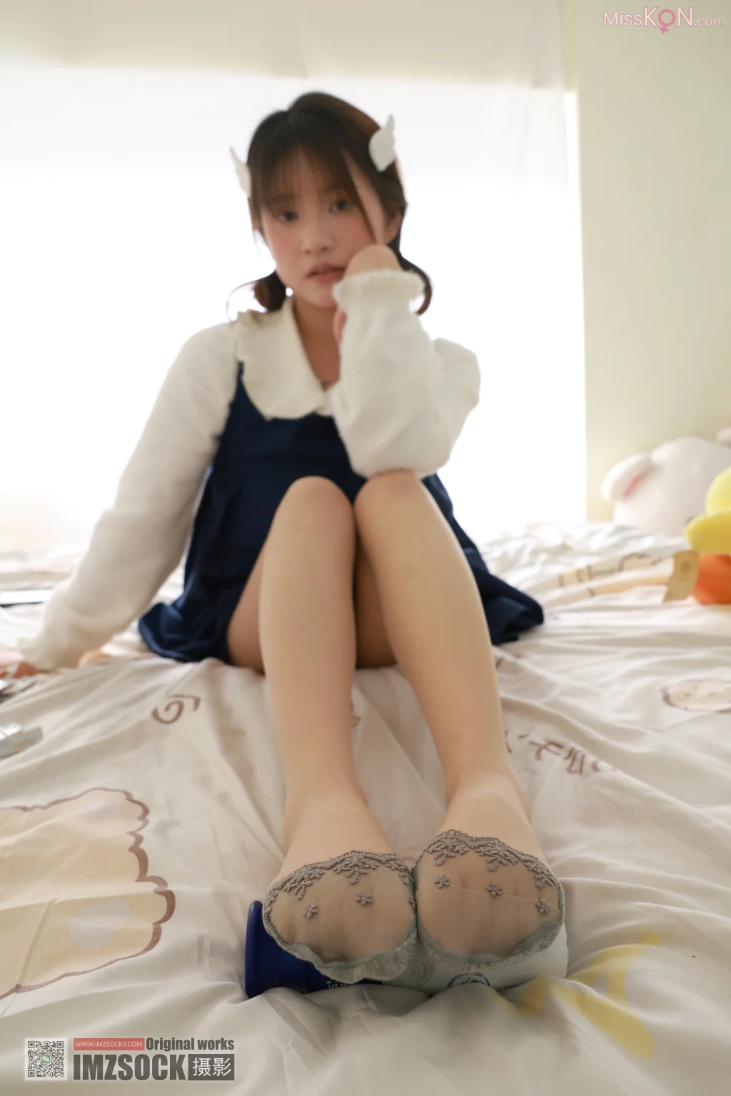 [MZSOCK爱美足] No.320: 小点心 (115 photos) – Page 3