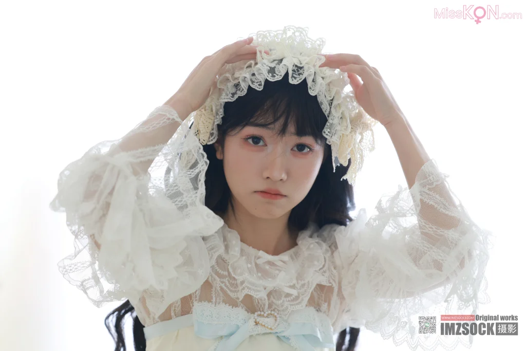 [MZSOCK爱美足] No.322: 可心 (156 photos + 1 video)