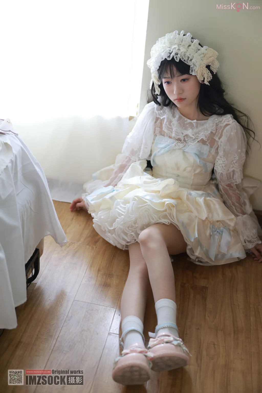 [MZSOCK爱美足] No.322: 可心 (156 photos + 1 video)