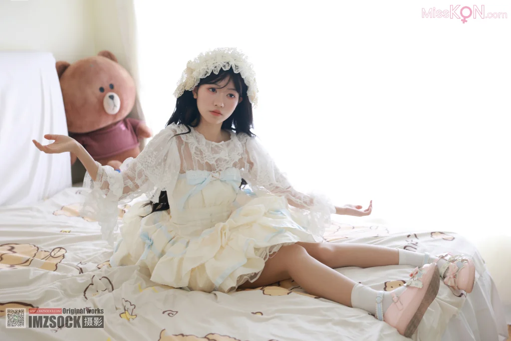 [MZSOCK爱美足] No.322: 可心 (156 photos + 1 video)