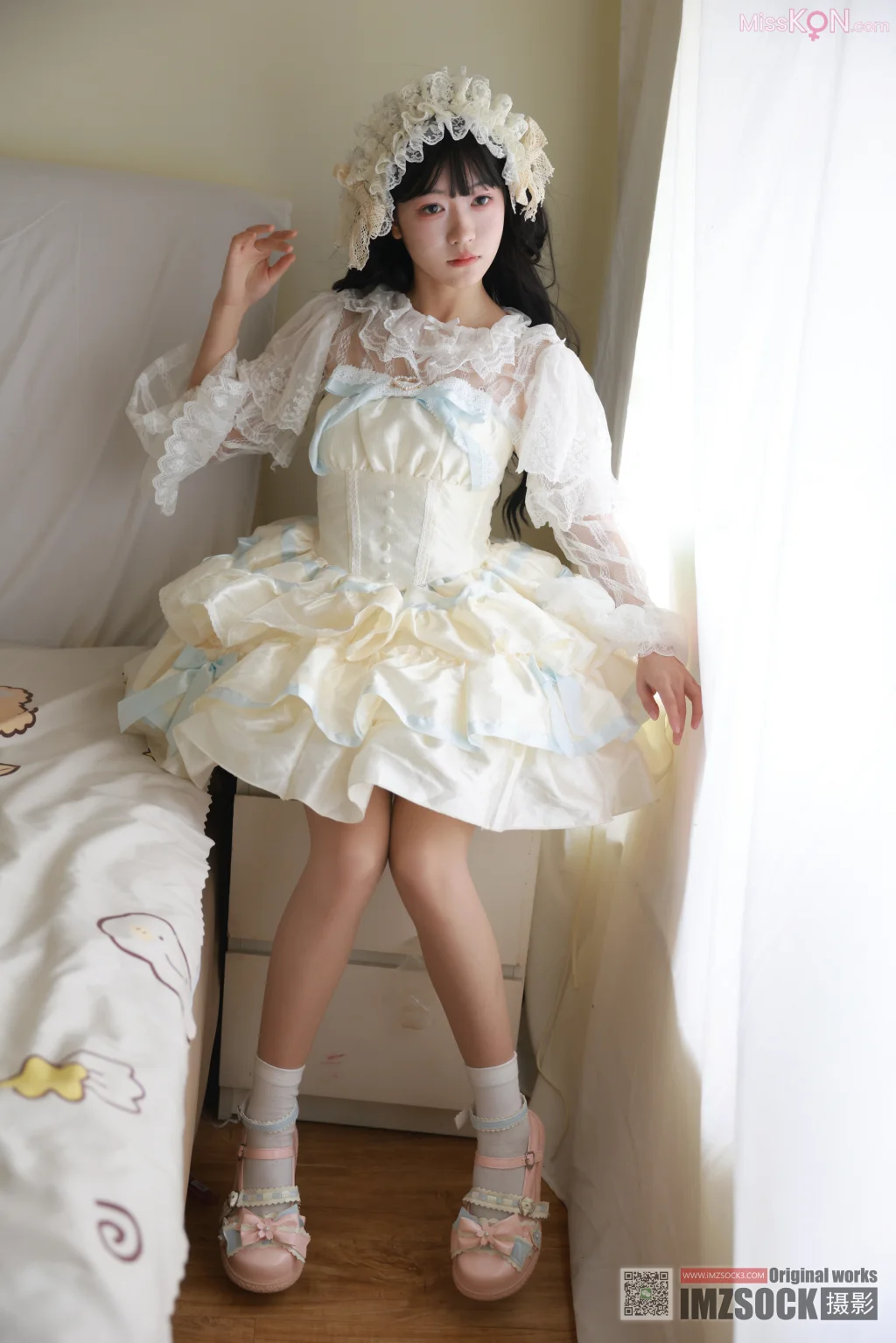 [MZSOCK爱美足] No.322: 可心 (156 photos + 1 video)
