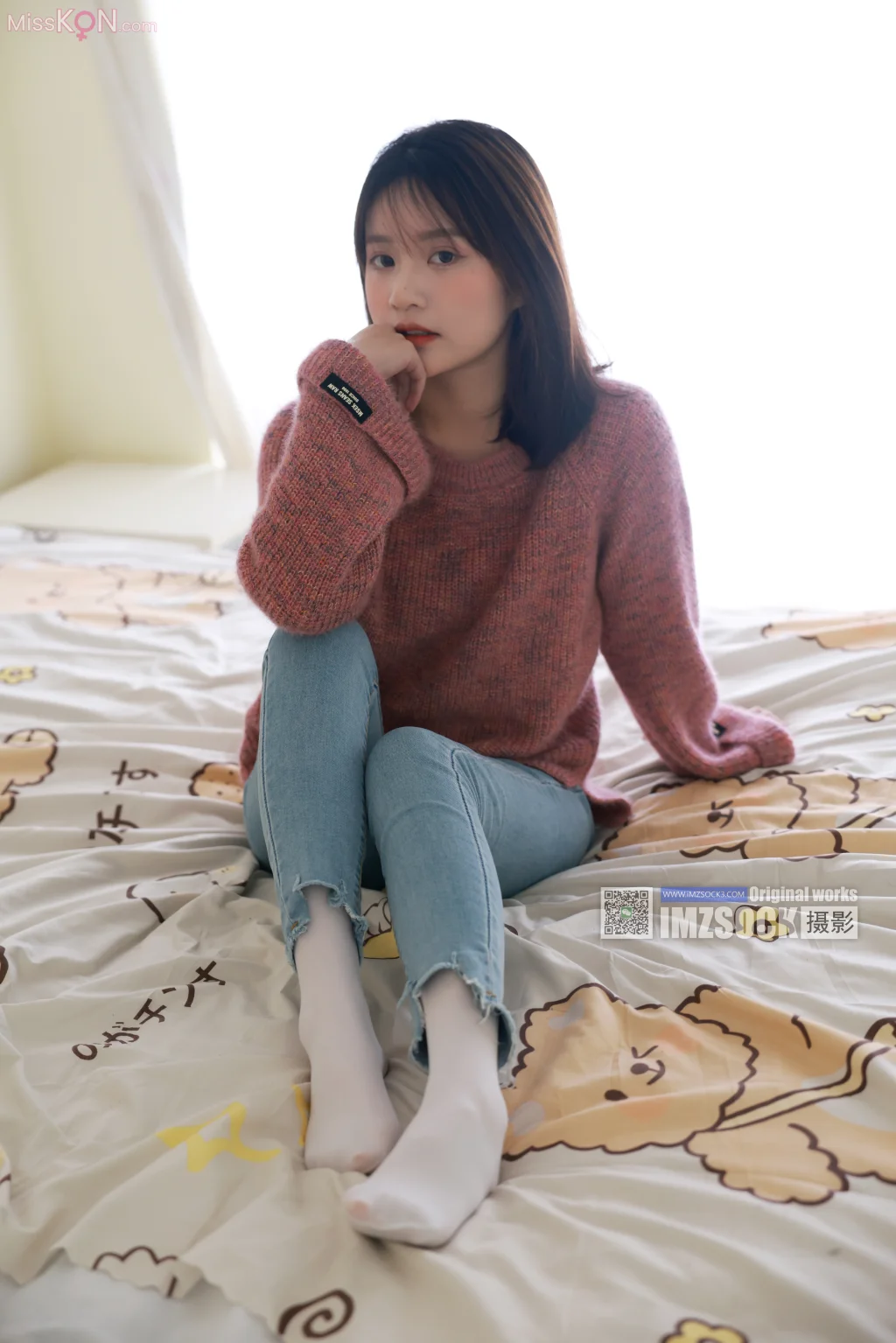 [MZSOCK爱美足] No.323: 小点心 (107 photos + 1 video) – Page 2