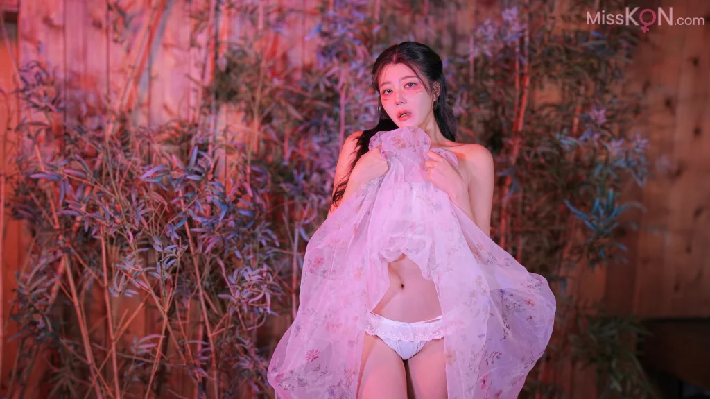 Yuni: Gumiho (107 photos) – Page 2