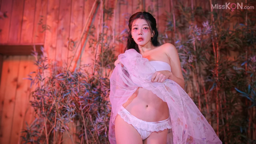 Yuni: Gumiho (107 photos) – Page 2
