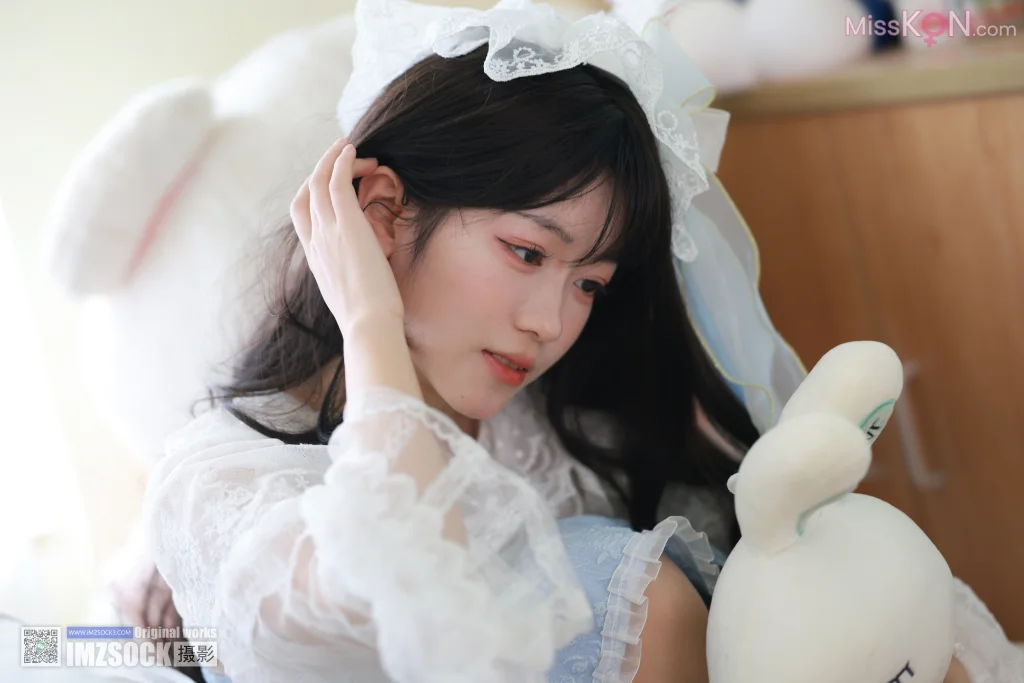 [MZSOCK爱美足] No.325: 可心 (108 photos)