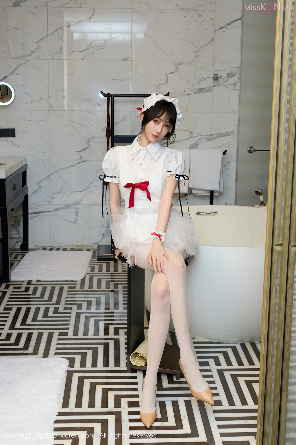 XIUREN No.10827: 玥儿玥er (65 photos)