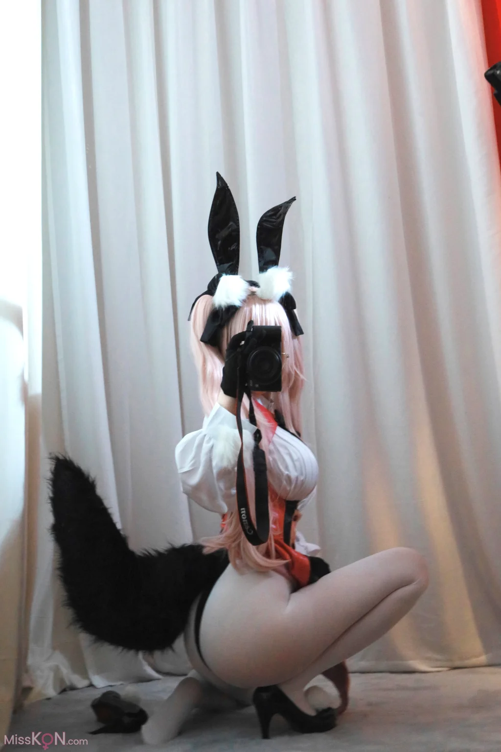 Coser@一色雨: 高扬斯卡娅套 (11 photos + 1 video)