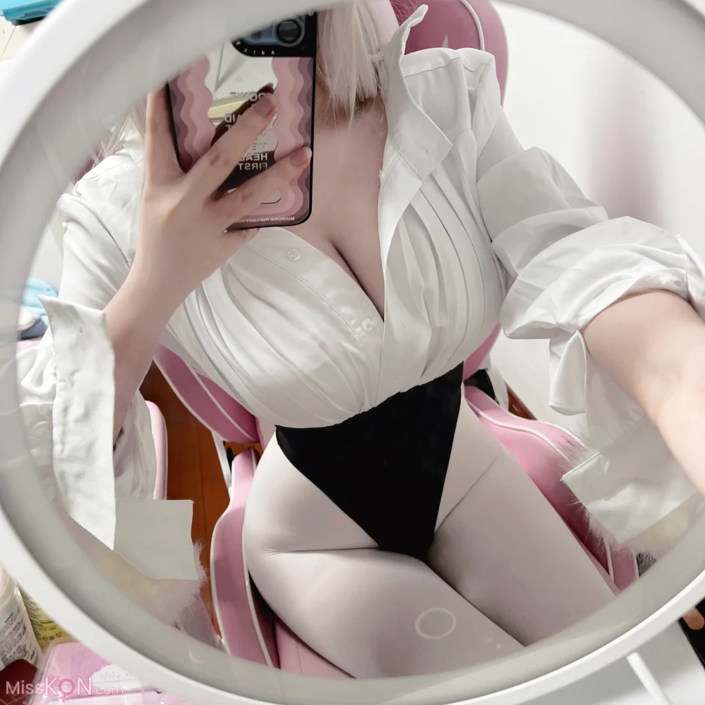 Coser@一色雨: 高扬斯卡娅套 (11 photos + 1 video)