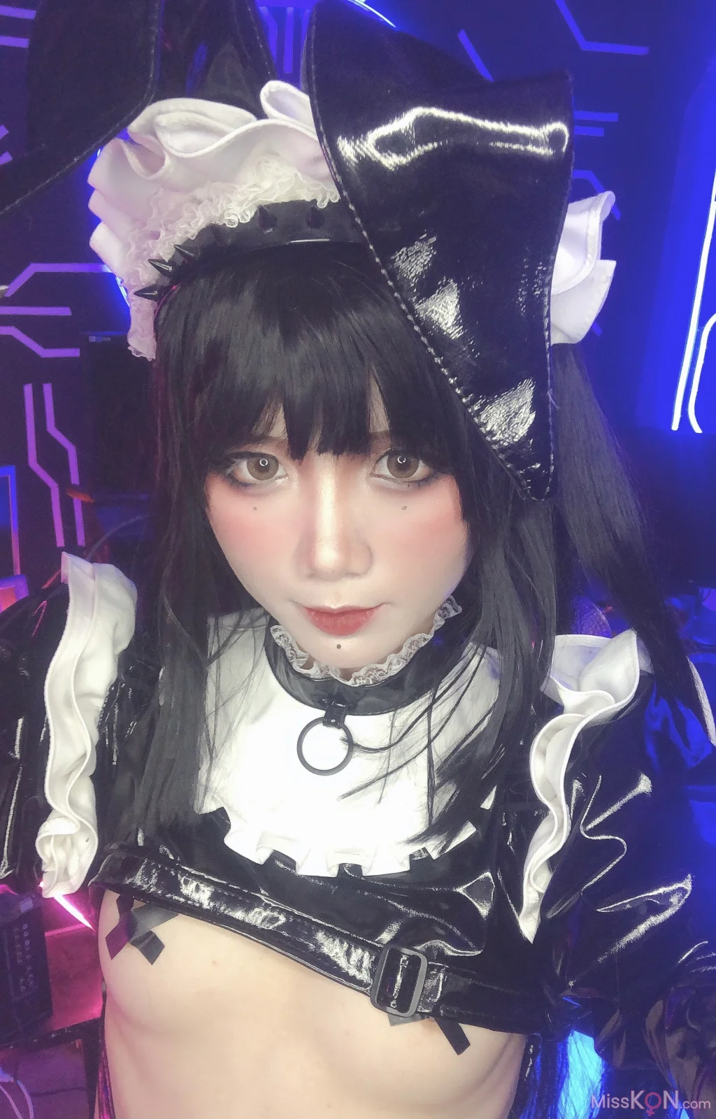 Coser@PoppaChan: Zenith Bunny 黑色胶袜 十字乳贴 (78 photos + 13 videos) – Page 2