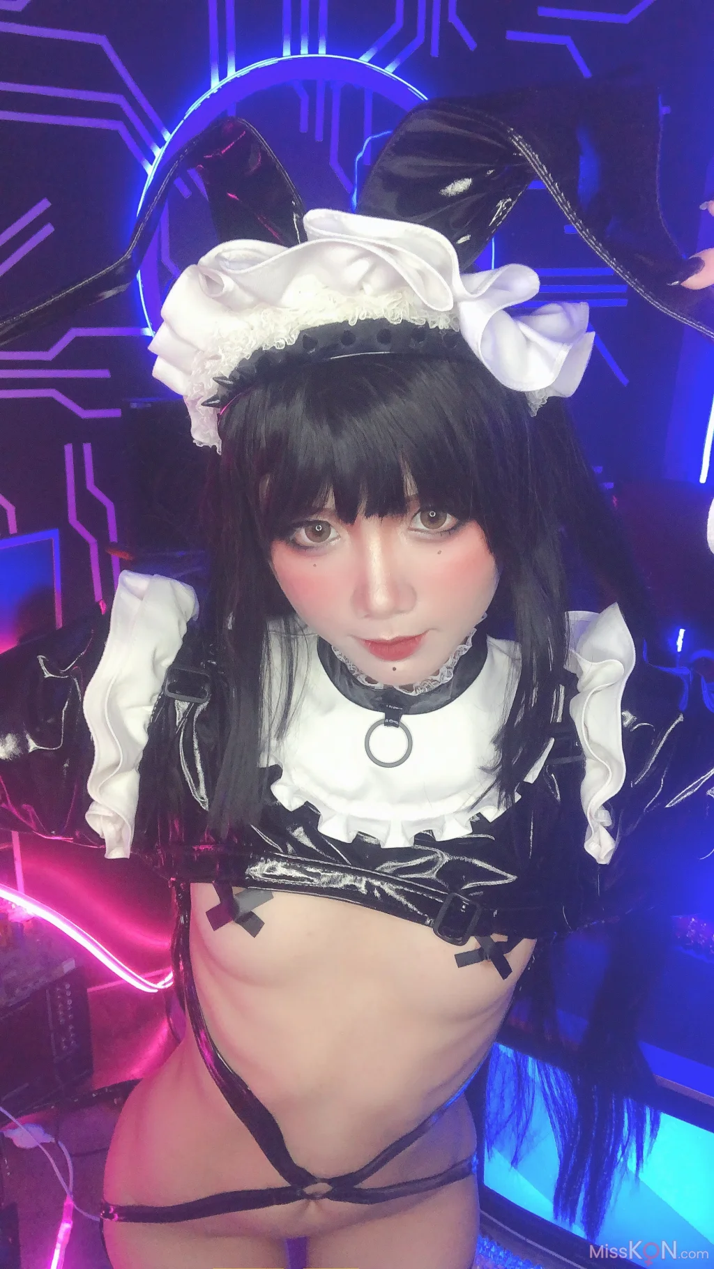 Coser@PoppaChan: Zenith Bunny 黑色胶袜 十字乳贴 (78 photos + 13 videos) – Page 2