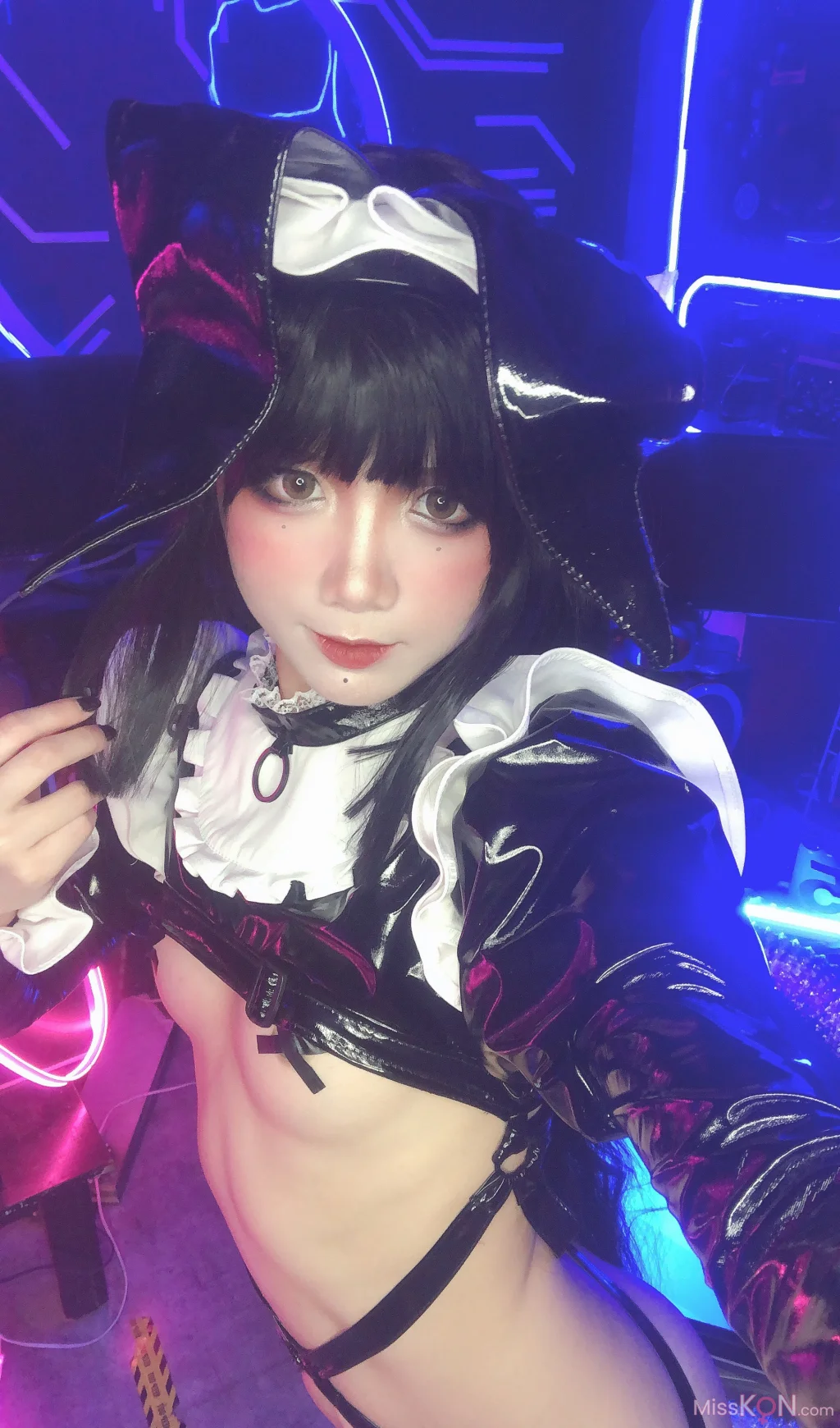 Coser@PoppaChan: Zenith Bunny 黑色胶袜 十字乳贴 (78 photos + 13 videos) – Page 3