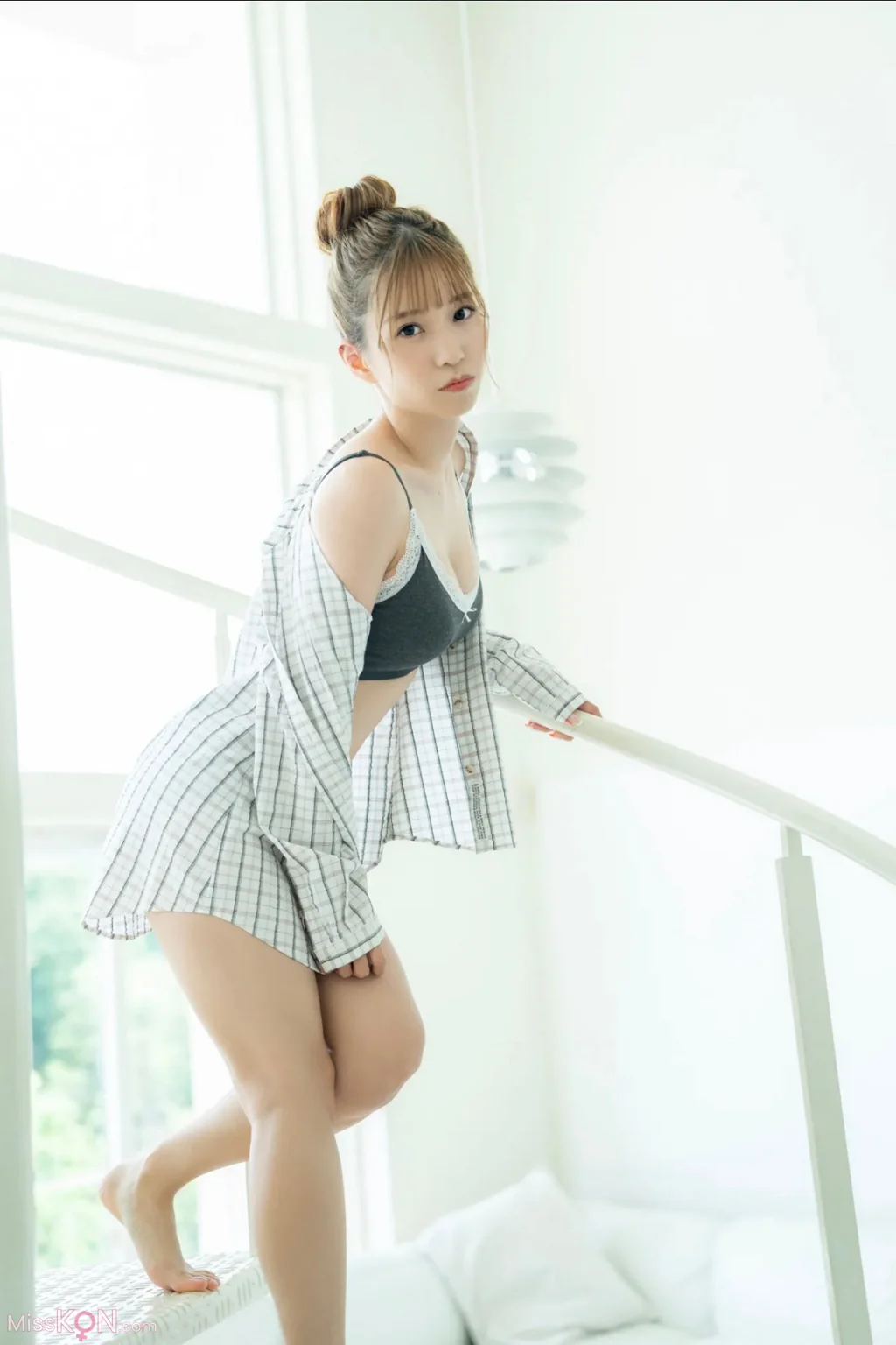[JP] Asaka (亜咲花): FRIDAYデジタル写真集 Born this Way Vol.2 超豪華版 (91 photos) – Page 2