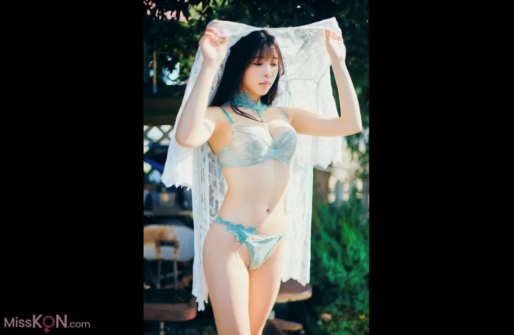 [JP] Nana Nanase (七瀬なな): FRIDAY GOLD 超絶グラマー (18 photos) – Page 2
