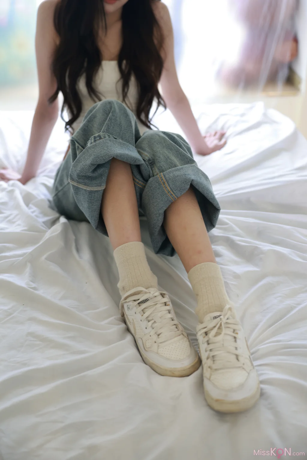 [MZSOCK爱美足] No.326: 妍妍 (90 photos + 1 video)