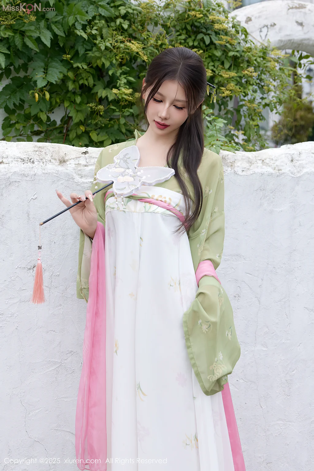 XIUREN No.10834: Yin Tian Tian (尹甜甜sunny) (84 photos)