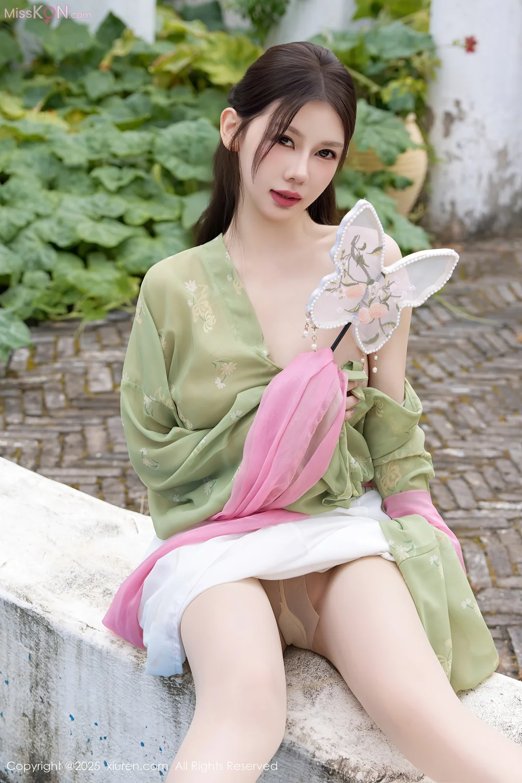 XIUREN No.10834: Yin Tian Tian (尹甜甜sunny) (84 photos) – Page 2