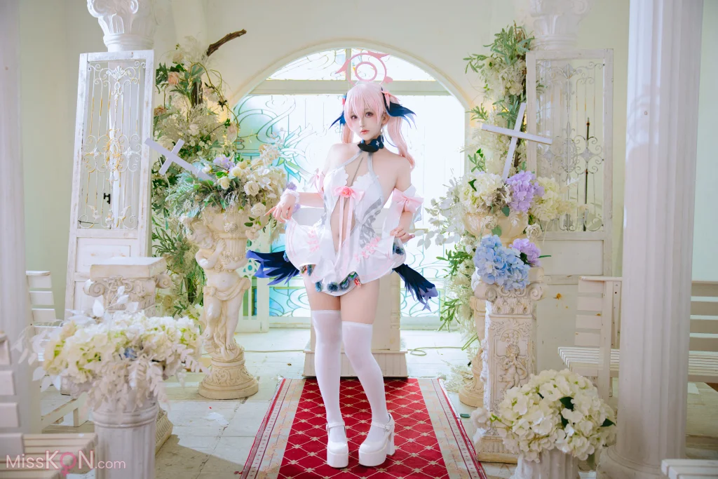 Coser@日奈娇: 蔚蓝档案 下江小春花嫁 (26 photos)