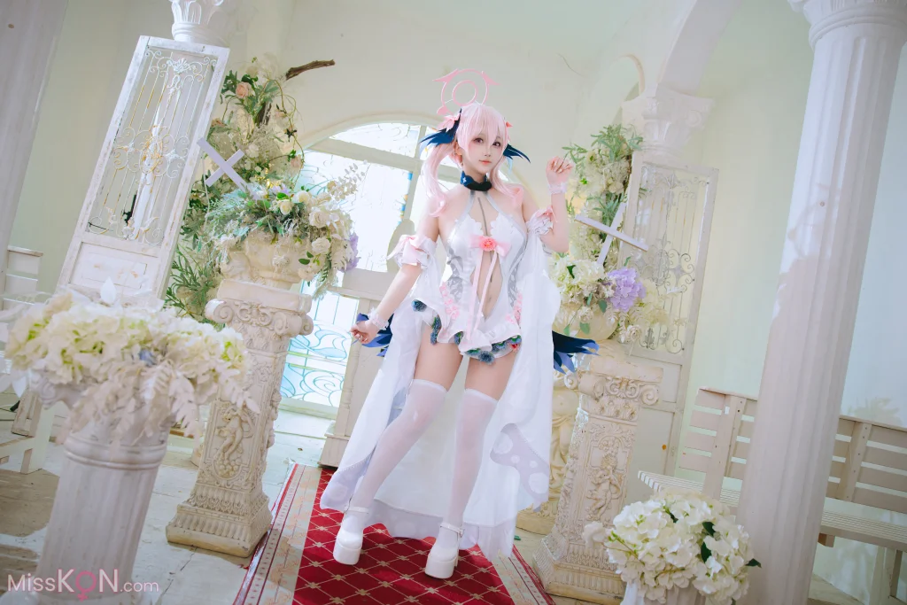 Coser@日奈娇: 蔚蓝档案 下江小春花嫁 (26 photos)