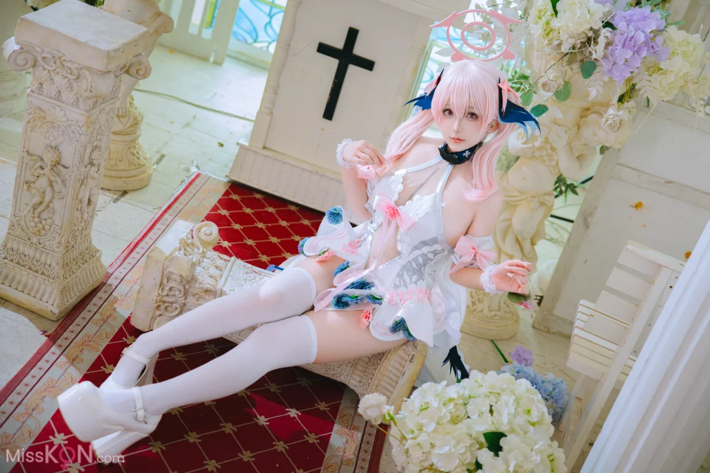 Coser@日奈娇: 蔚蓝档案 下江小春花嫁 (26 photos)