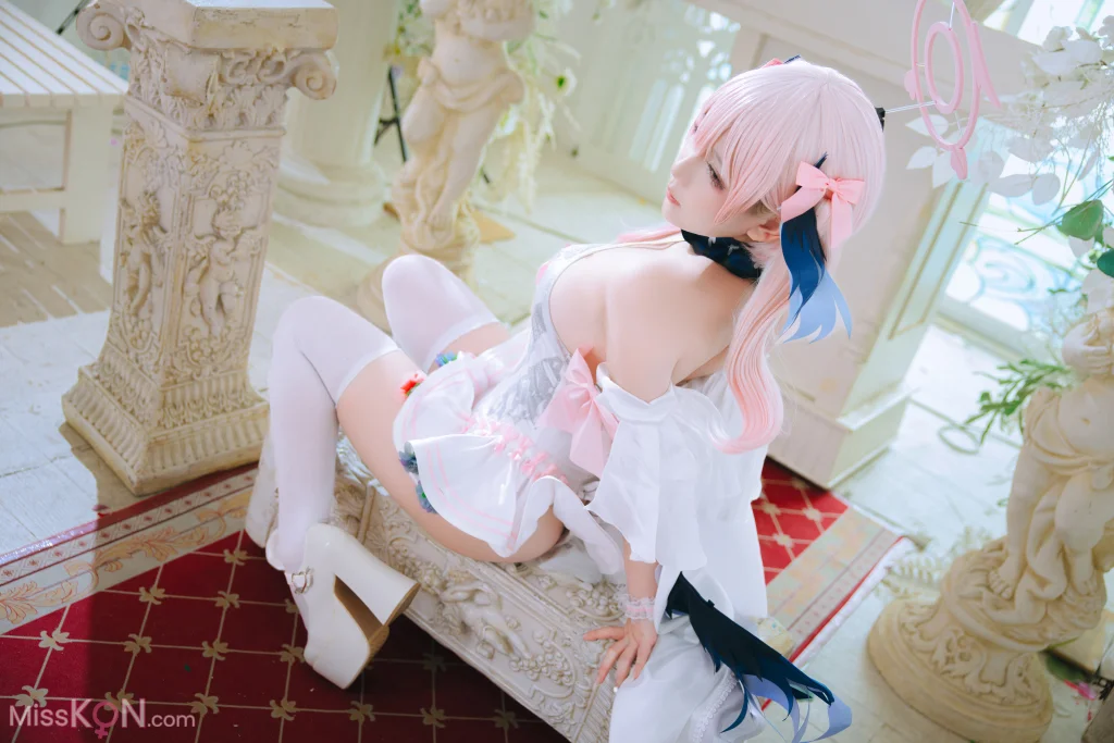 Coser@日奈娇: 蔚蓝档案 下江小春花嫁 (26 photos)