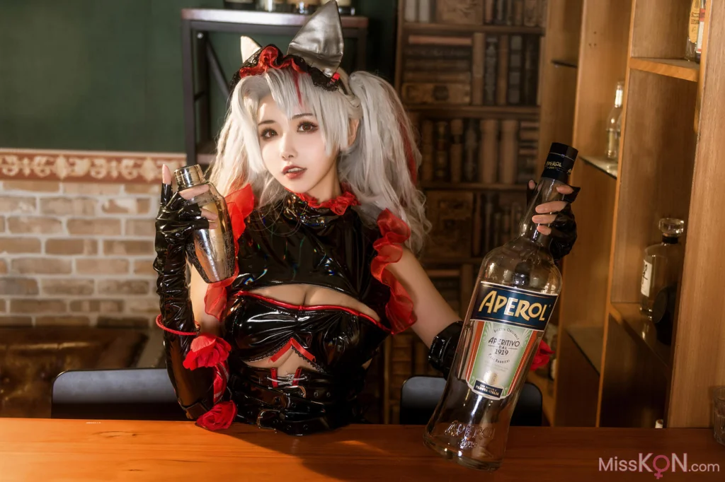 Coser@Momoko葵葵: 碧蓝航线 阿尔达伯特亲王 (21 photos)