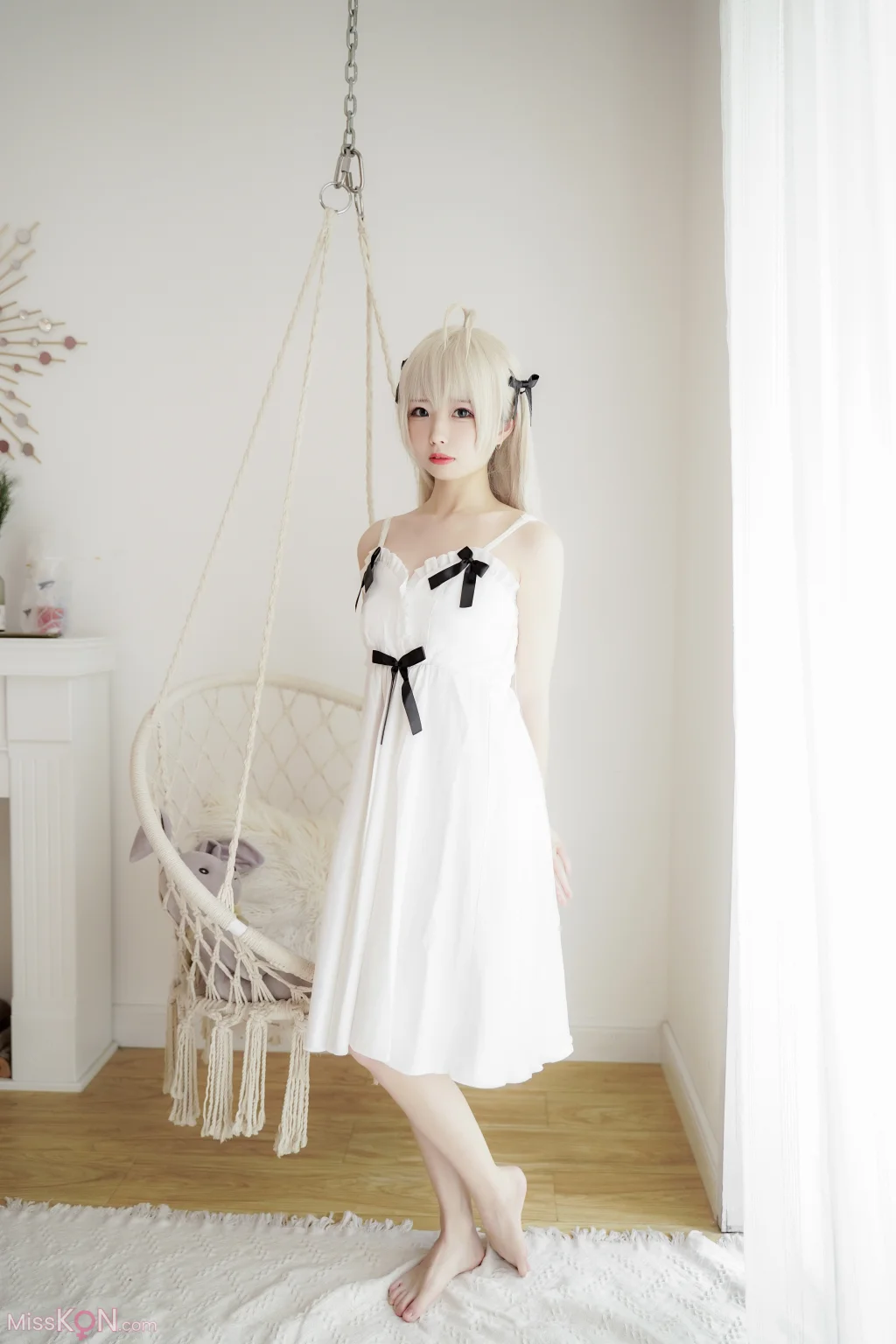 Coser@十万珍吱伏特: 穹妹白裙 (23 photos)