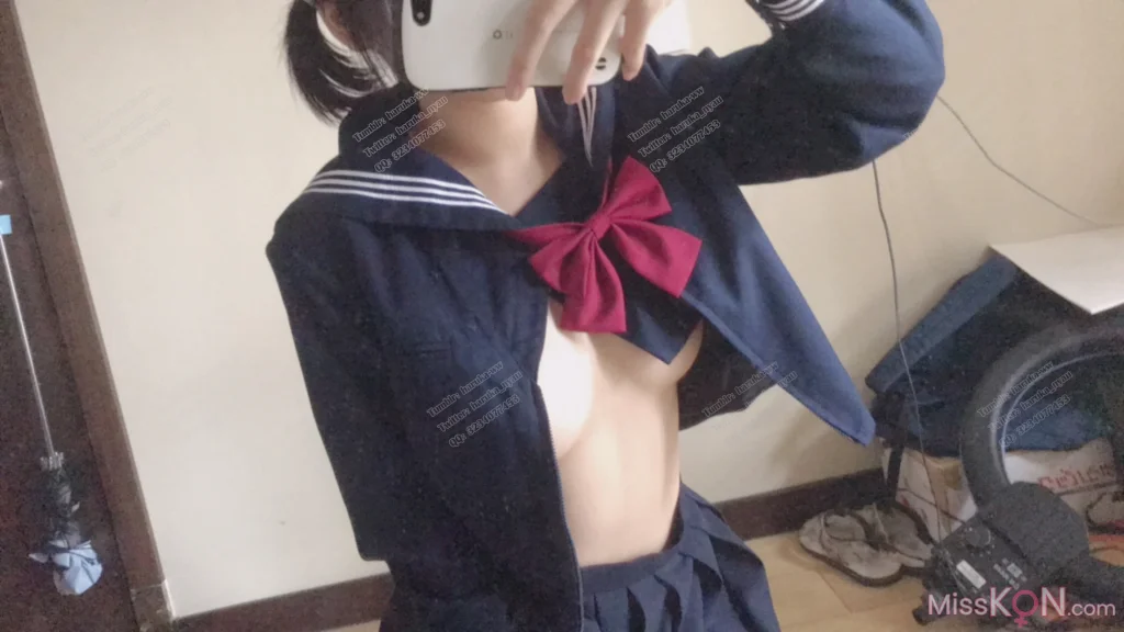 Coser@悠宝三岁: JK家中 (40 photos) – Page 3