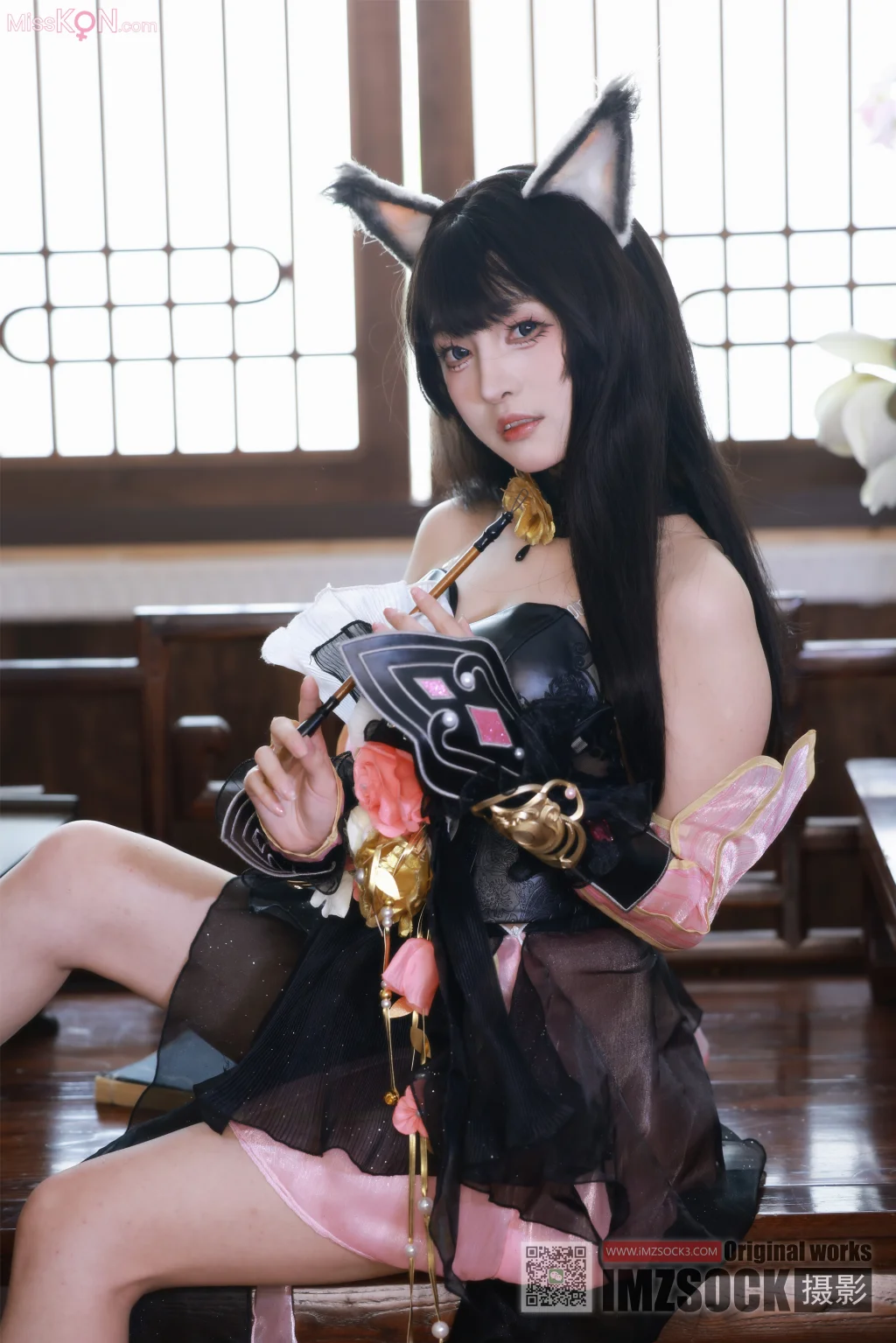 [MZSOCK爱美足] No.328: 茜茜 (98 photos + 1 video)