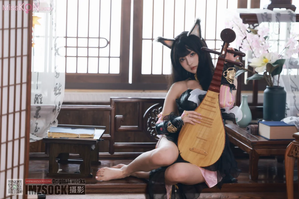 [MZSOCK爱美足] No.328: 茜茜 (98 photos + 1 video)