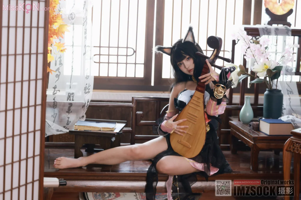 [MZSOCK爱美足] No.328: 茜茜 (98 photos + 1 video)