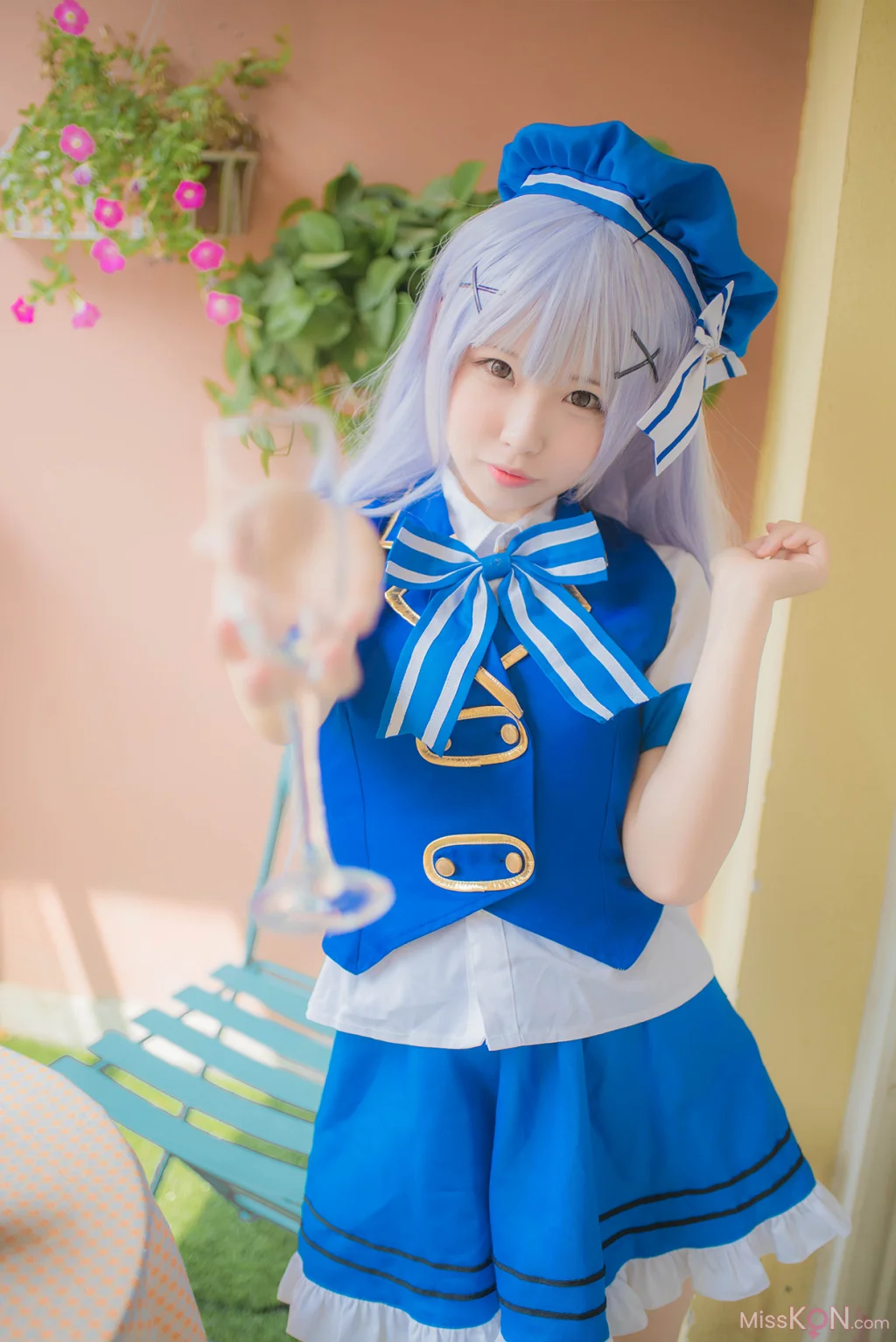 Coser@十万珍吱伏特: 珍吱小萝莉 (35 photos)