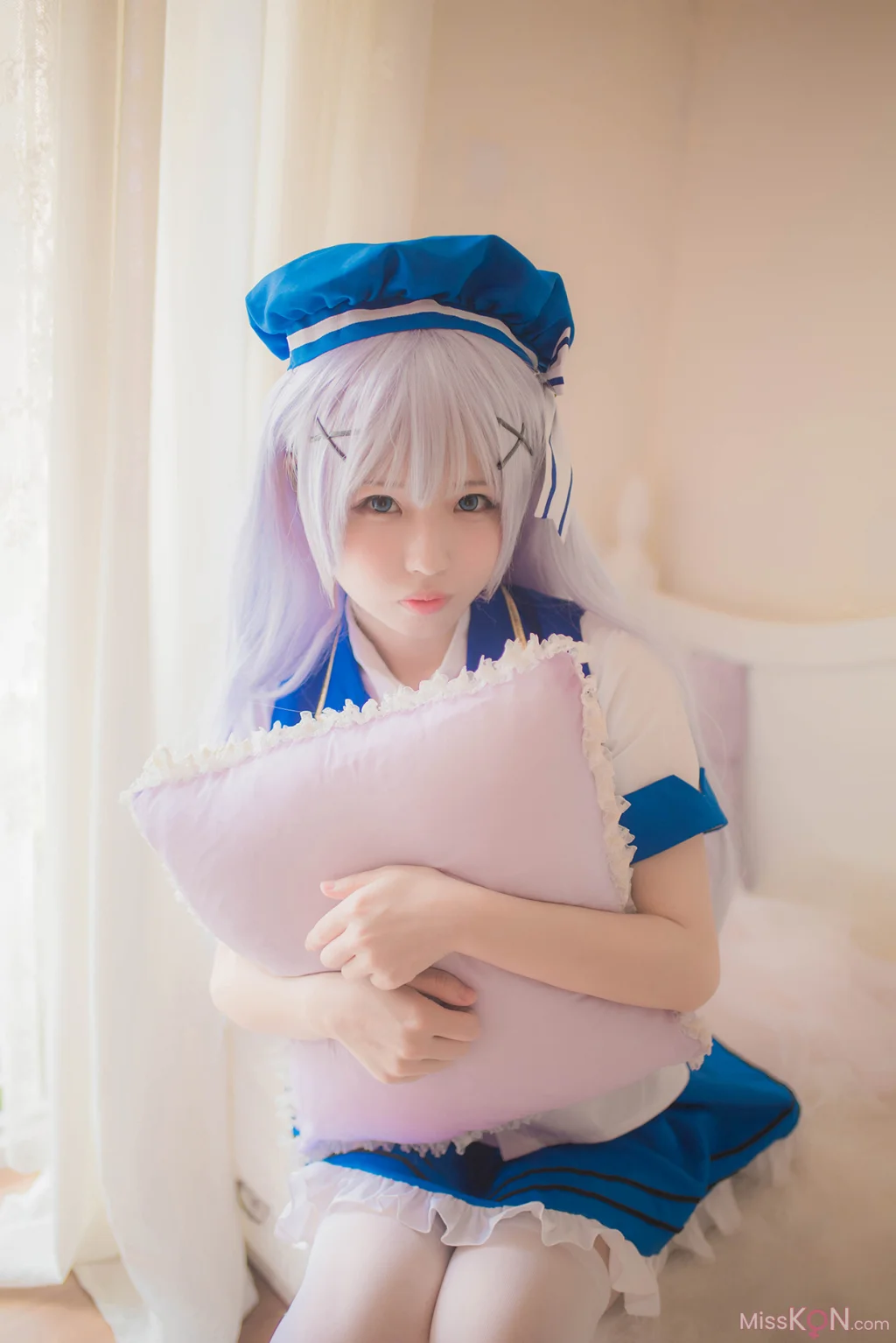 Coser@十万珍吱伏特: 珍吱小萝莉 (35 photos)