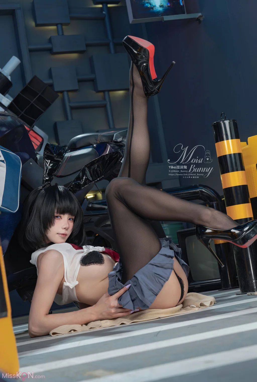 Coser@黏黏团子兔: 2025年10月作品 賽博逆JK (87 photos) – Page 3
