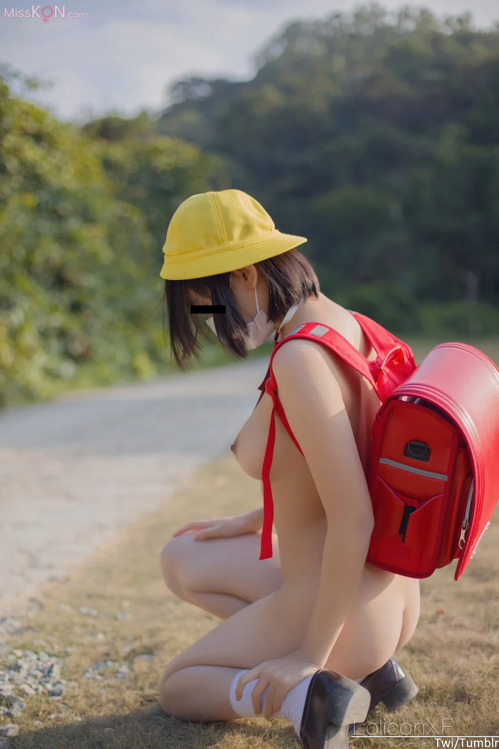 Coser@悠宝三岁: 幼稚园遇到坏人要求被脱衣服 (44 photos) – Page 3
