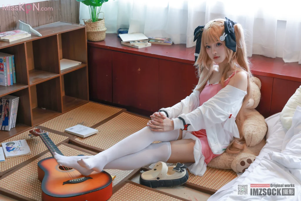 [MZSOCK爱美足] No.333: 茜茜 (94 photos + 1 video) – Page 2