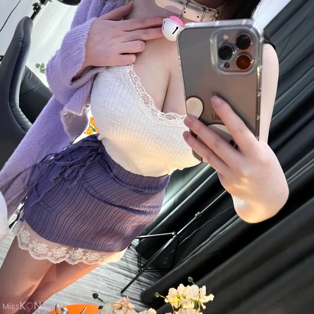 Coser@一色雨: 一点自拍 (26 photos)