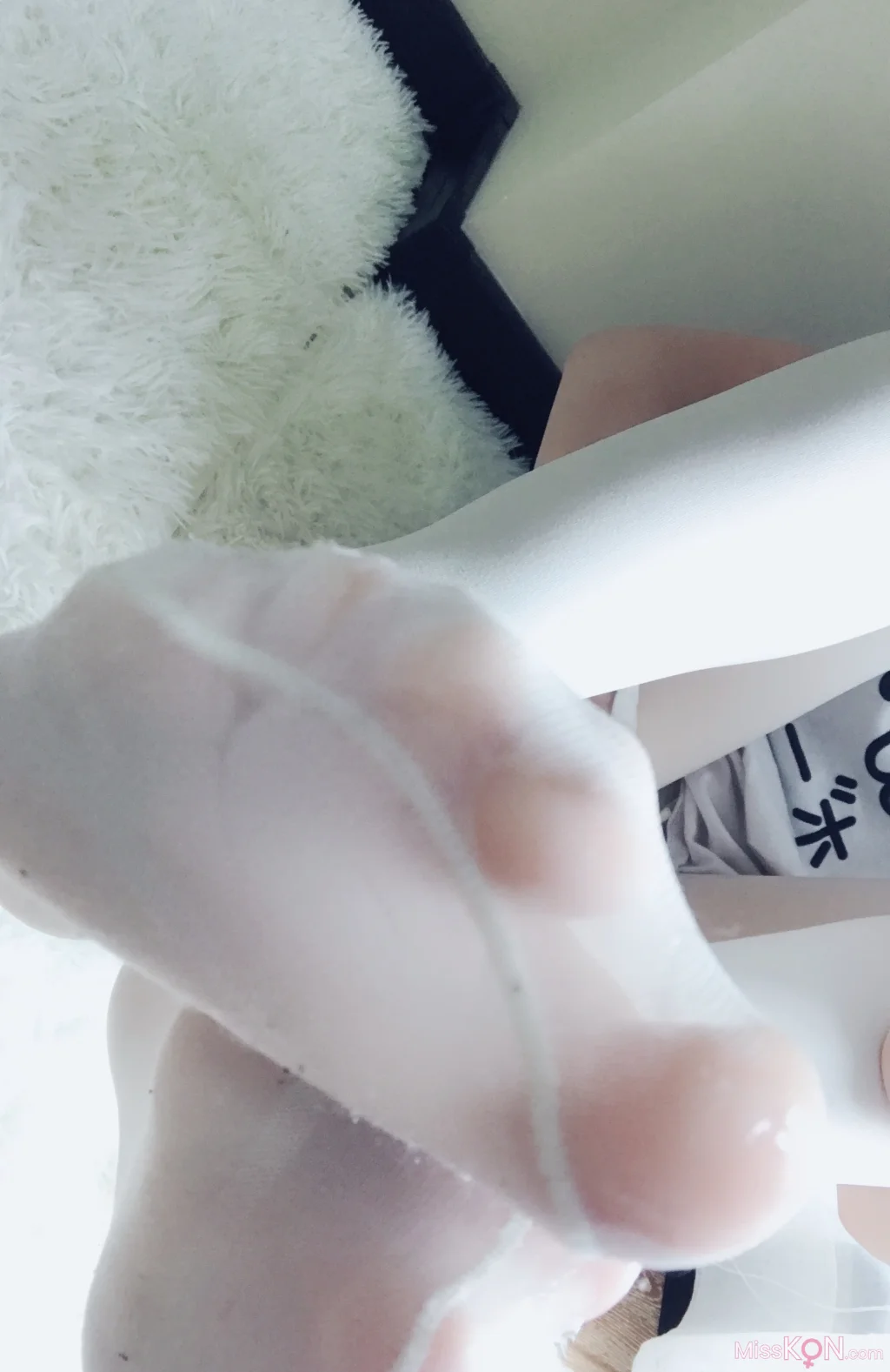 Coser@悠宝三岁: 颜文字T恤 (44 photos)
