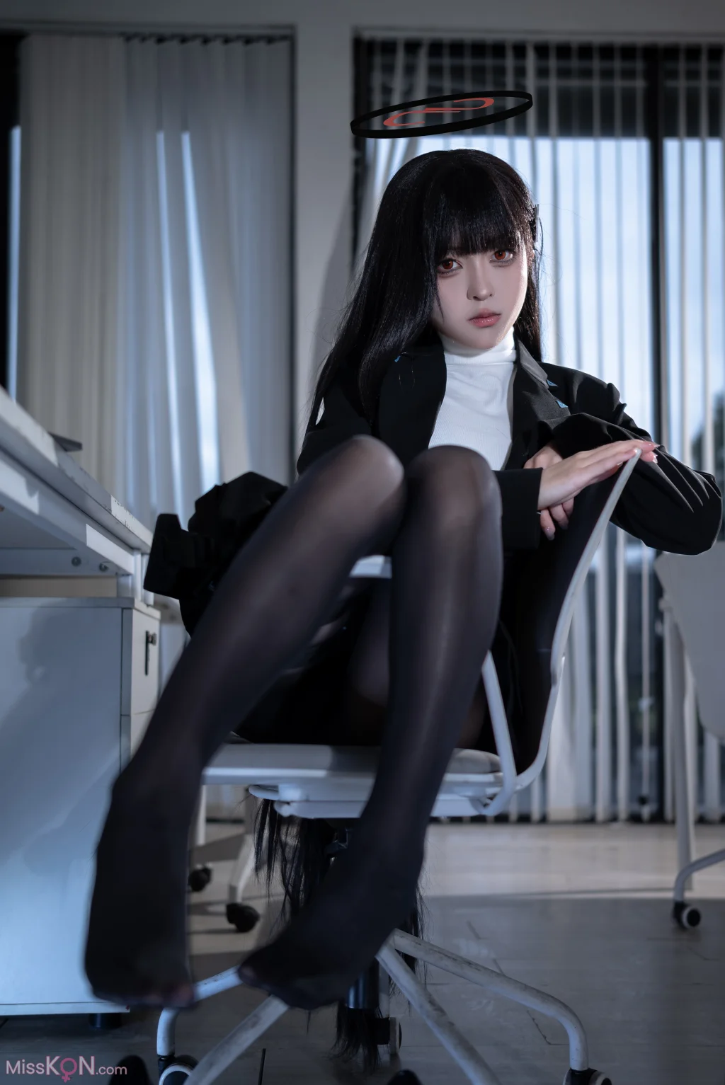 Coser@矢量鱼: 蔚蓝档案 调月莉音 黑丝OL (36 photos) – Page 2