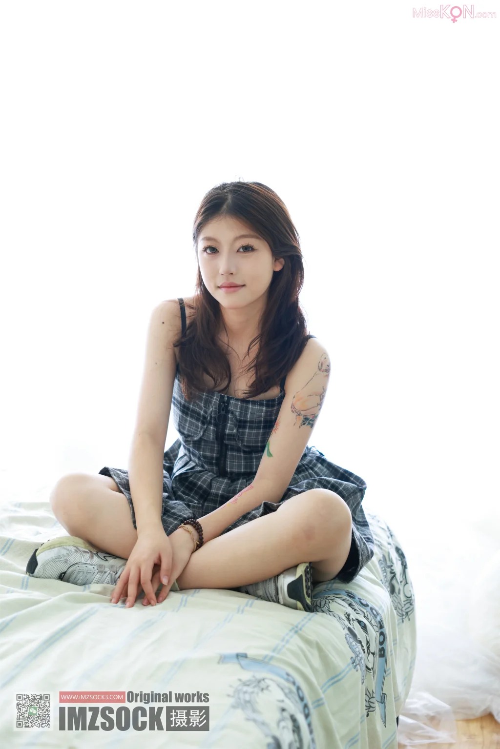 [MZSOCK爱美足] No.337: 毛毛 (183 photos + 1 video)