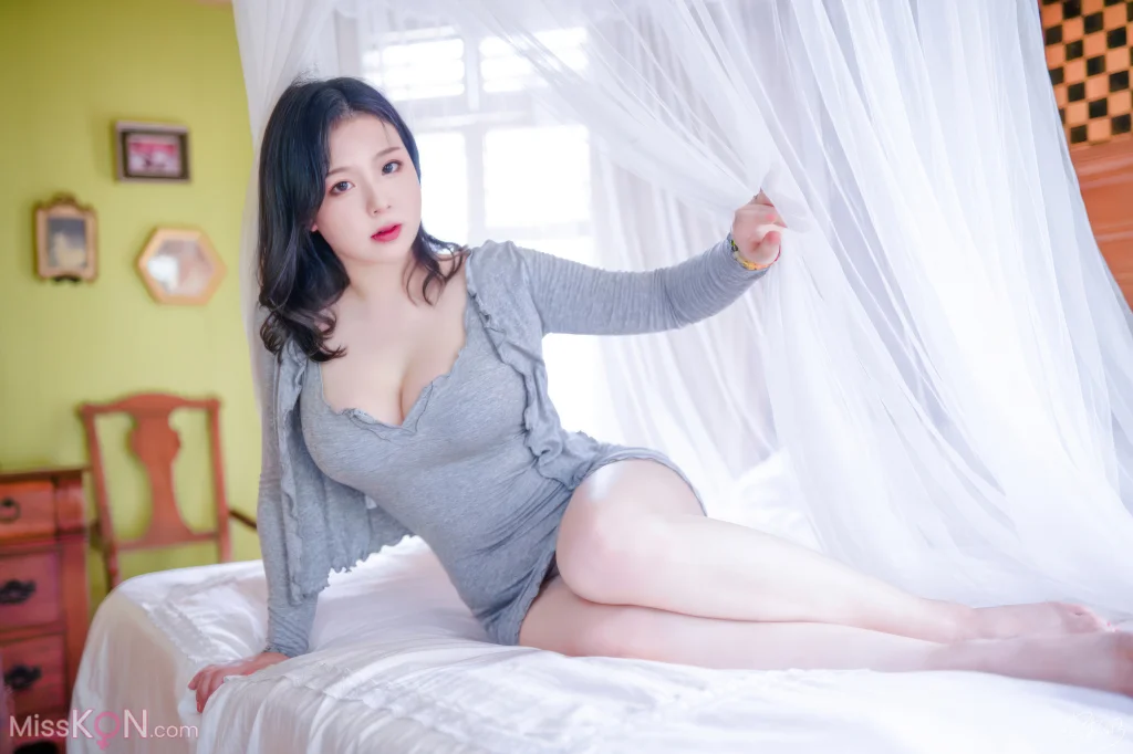 Coser@皮皮奶可可爱了啦: 房东太太 (50 photos)