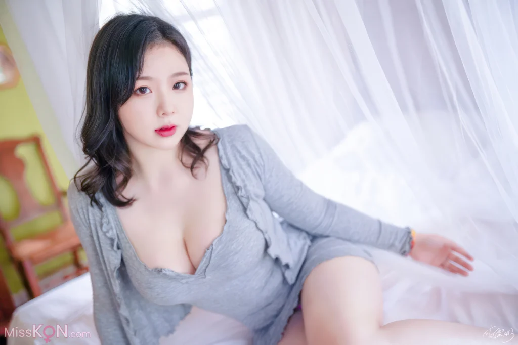 Coser@皮皮奶可可爱了啦: 房东太太 (50 photos) – Page 2