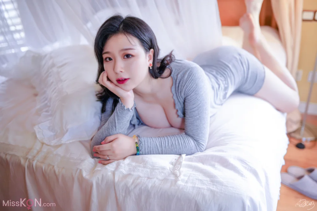 Coser@皮皮奶可可爱了啦: 房东太太 (50 photos) – Page 2