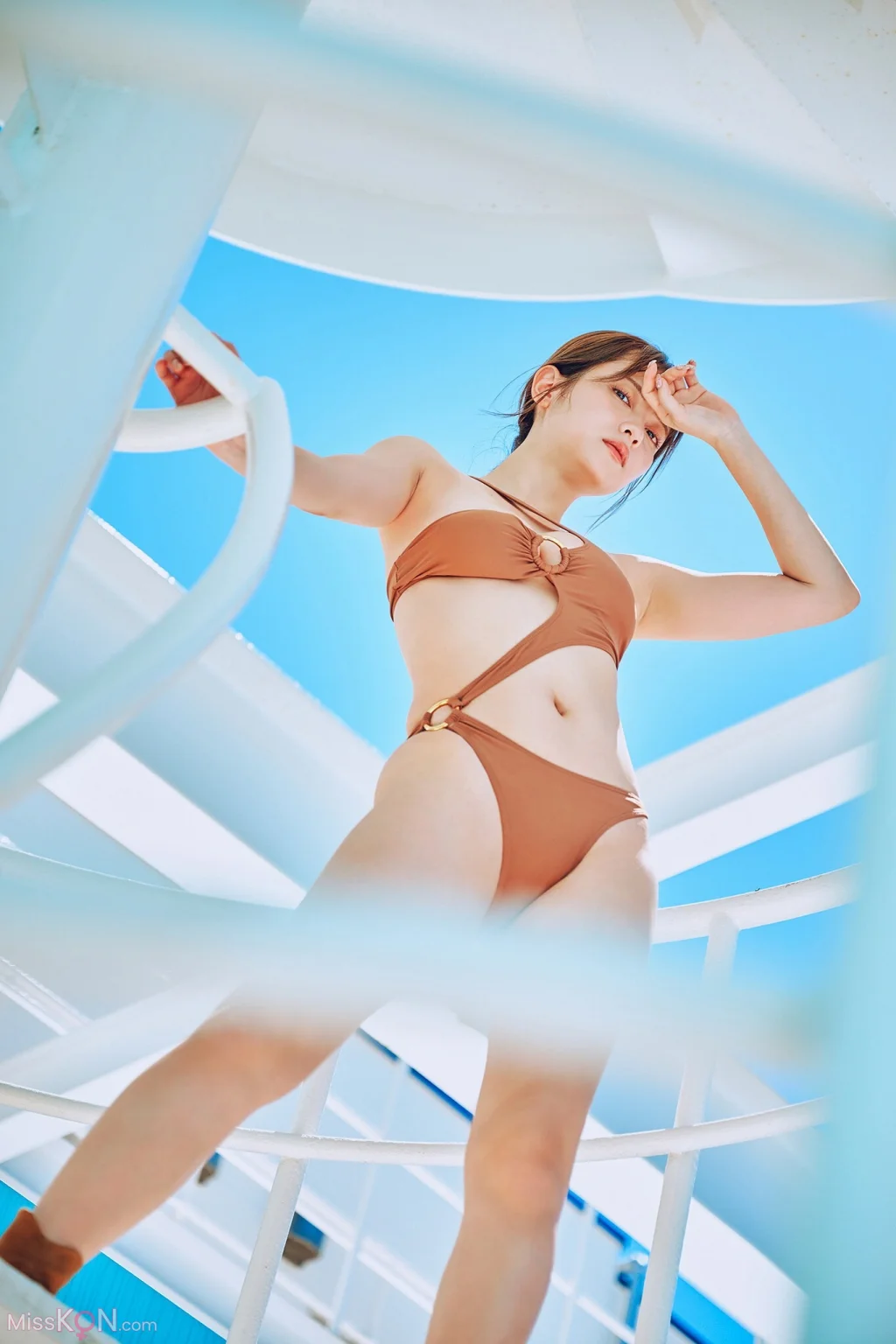 [JP] Momotsuki Nashiko (桃月なしこ): 最後の夏休み ヤンマガデジタル写真集 (118 photos)