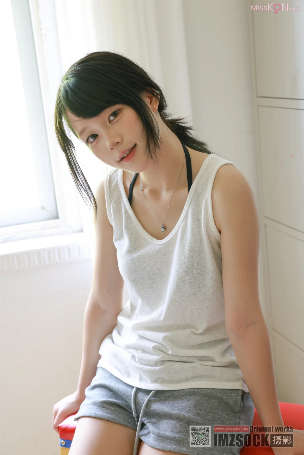 [MZSOCK爱美足] No.341: 琛琛 (96 photos + 1 video) – Page 2