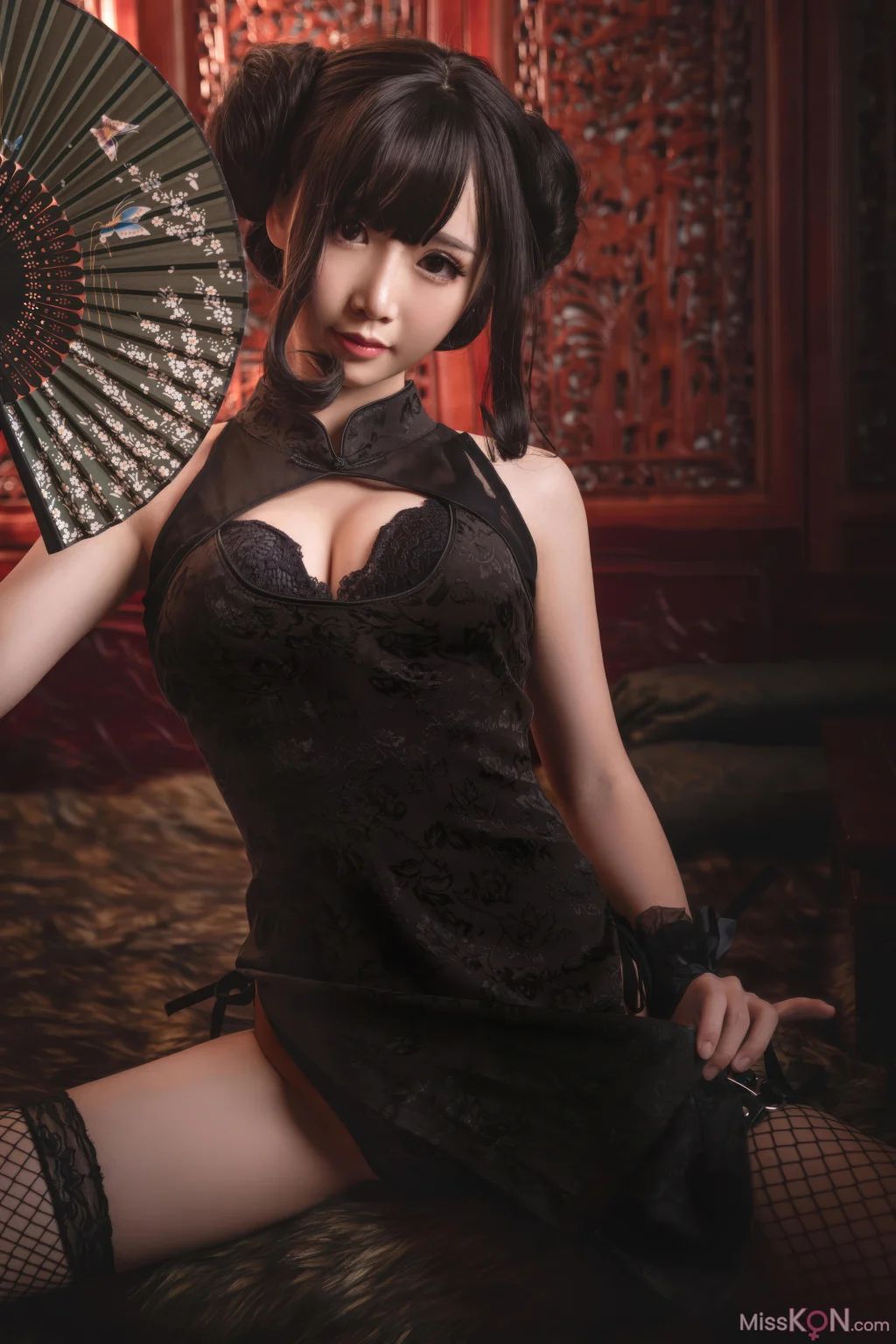Coser@面饼仙儿: 魔女旗袍 (33 photos)