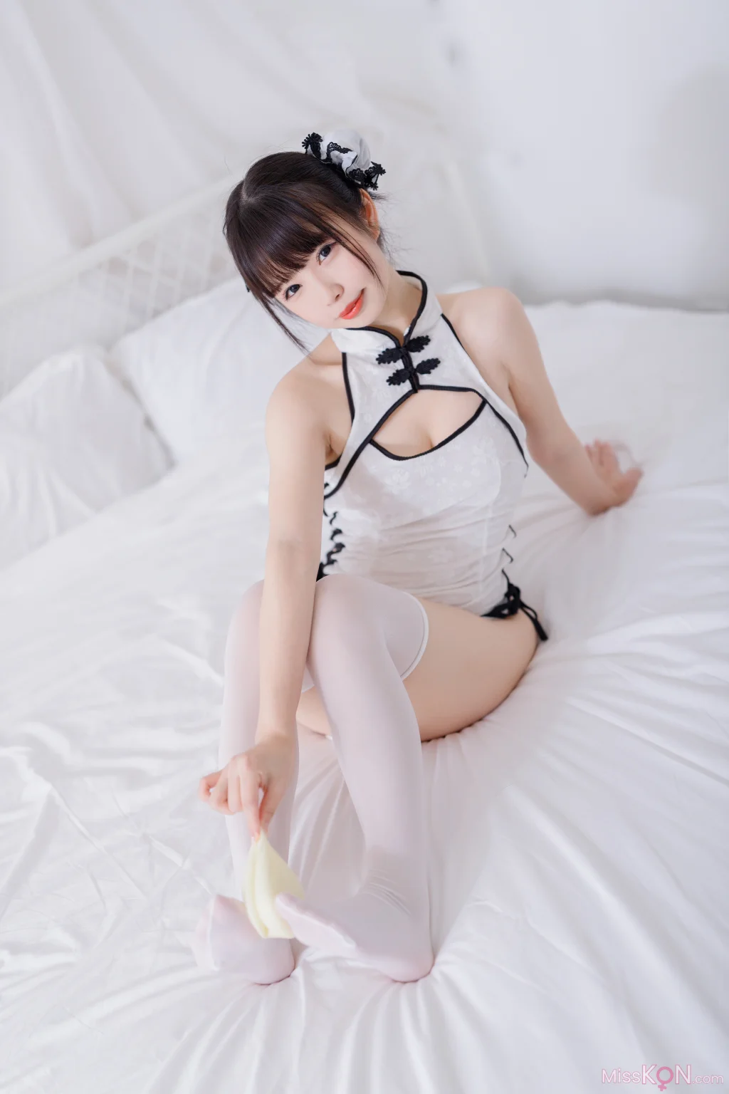 Coser@十万珍吱伏特: 中华熊猫娘 (168 photos + 5 videos)