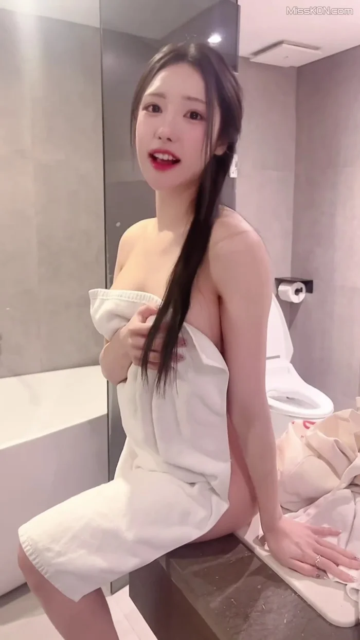 BJ Pyuri (퓨리): 온팬 + 이것저것 리액션 등등 (63 photos + 14 videos) – Page 3